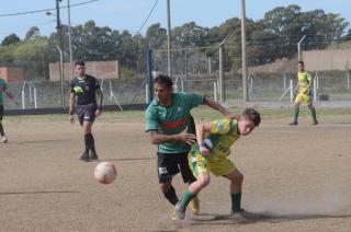 Villa Magdalena y Defensores de Hinojo tuvieron acción