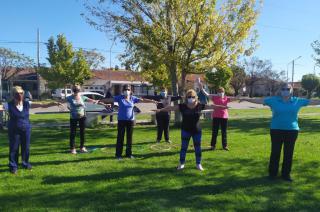 Habraacute un festejo por el Diacutea de la Primavera para personas adultas y adultas mayores