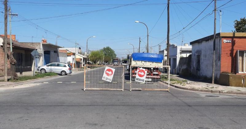 Traacutensito interrumpido por obras de red cloacal 