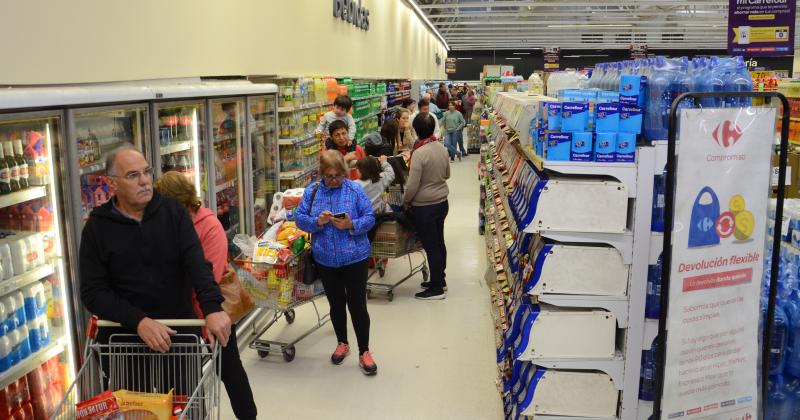 La inflacioacuten mensual de agosto fue de 7-en-porciento- y ya superoacute el 50-en-porciento- anual