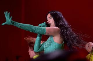 Dua Lipa transformoacute al Campo Argentino de Polo en una fiesta