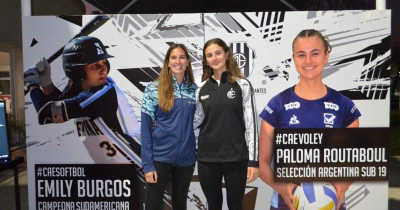 El reconocimiento para las jugadoras de Estudiantes se hizo también gigantografía