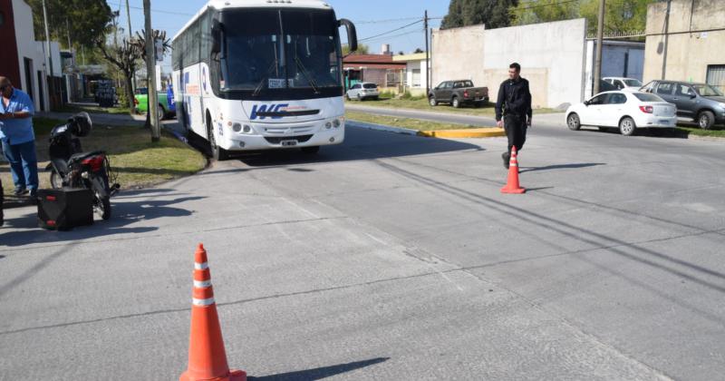 Un motociclista herido en un siniestro vial