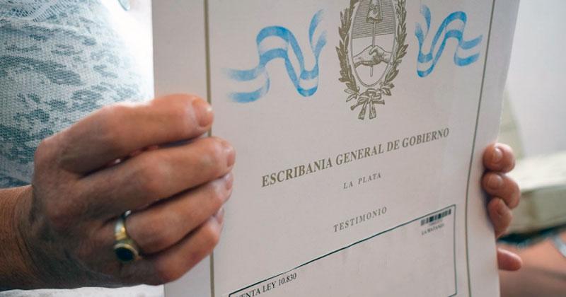 Escribaniacutea General de Gobierno entrega hoy 179 escrituras