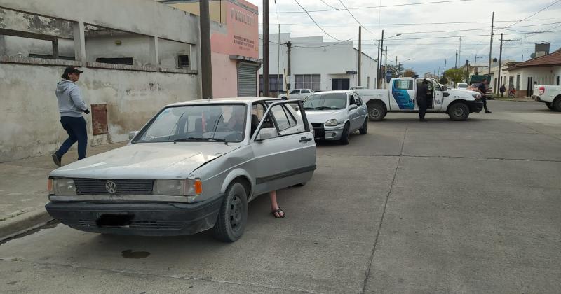 Una madre y su hija fueron embestidas por un auto