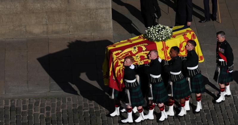 Liacutederes mundiales se dirigen a Londres por el funeral de Isabel II