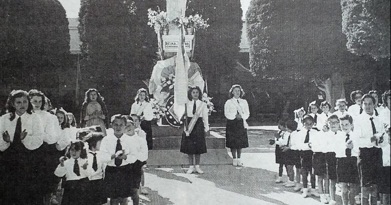 En octubre de 1948 en el Instituto Nuestra Señora del Rosario de Olavarría se realizaba una celebración en recordación de las Hijas de María coincidiendo con los festejos que ese año se desarrollaban por su 50 aniversario