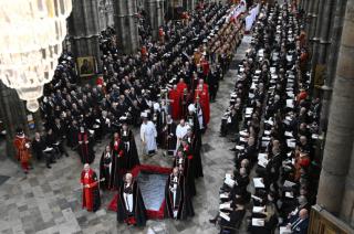 Ultimo adioacutes a la Reina en la Abadiacutea de Westminster