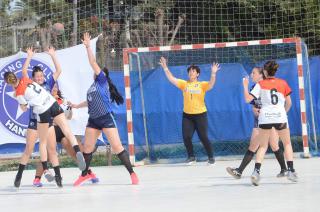 Racing y La Cantera chocaron por el torneo de la Asabal