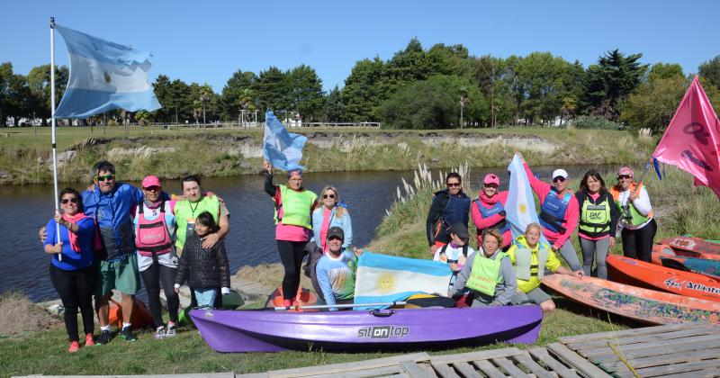 El grupo Remada Verde organiza una plantada en el Parque Sur