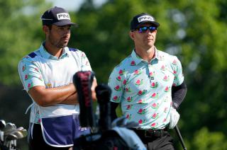 Facundo Delapenna debutoacute como caddie de Estanislao Goya en el PGA Tour