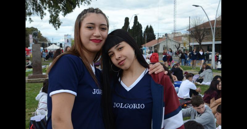 Todas las fotos de los festejos del diacutea de la Primavera y del Estudiante 