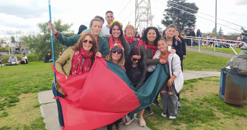 Todas las fotos de los festejos del diacutea de la Primavera y del Estudiante 