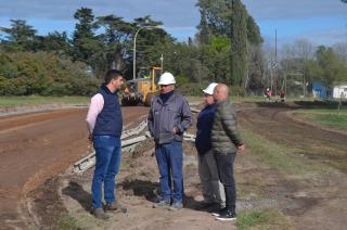 Comenzoacute la obra de pavimentacioacuten del acceso al Cerro Fortabat