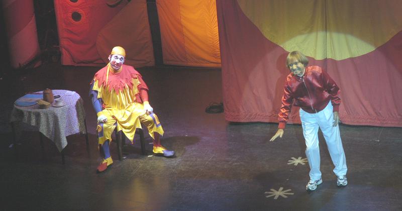 Carlitos Bal� junto a Piñón Fijo en el Teatro Municipal en 2007