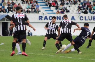 Racing ganó el primero por la mínima diferencia