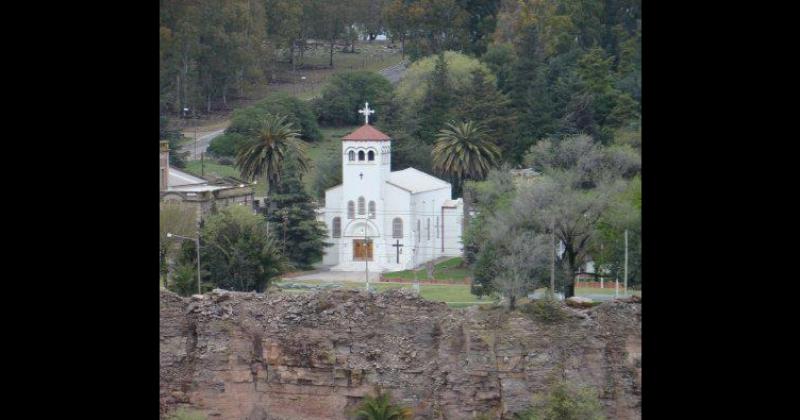 La Parroquia Cristo Rey de Sierras Bayas festeja sus 84 antildeos