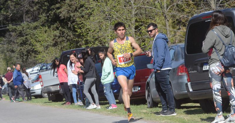 Gustavo Fern�ndez ganó en caballeros