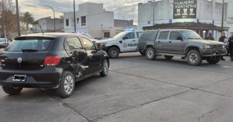 Una mujer fue trasladada al hospital tras un choque