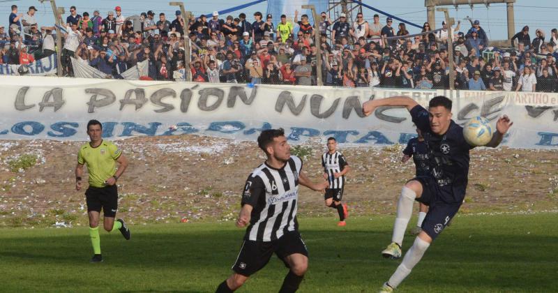 Estudiantes y Racing jugaron la final en el Parque