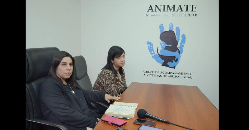 La referente Liliana Cuenca junto a la abogada Natasha Targiano en la inauguración de la sede