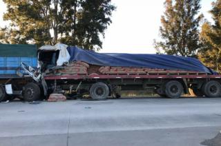 Las Flores- un transportista murioacute tras un fatal accidente en Ruta 3