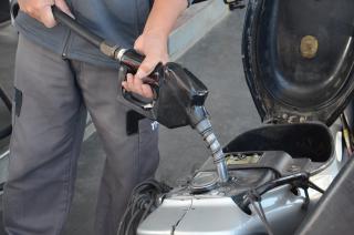 El Gobierno confirmoacute una nueva suba de los combustibles para este fin de semana