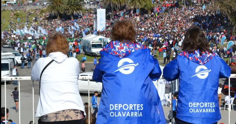 Con alrededor de 500 olavarrienses comenzoacute la etapa final de los Bonaerenses