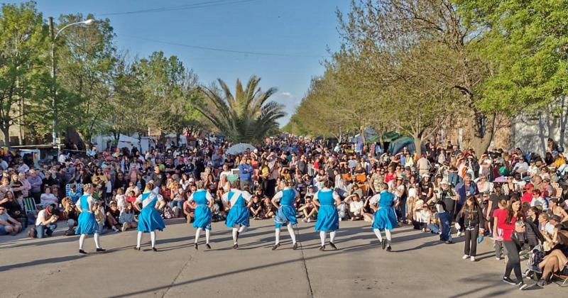 Colonia San Miguel celebroacute su 141ordm Aniversario