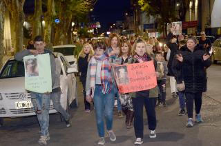 Marcharon y pidieron justicia por Tormenta la perra asesinada 