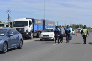 Control de tr�nsito en ruta 226 y avenida Pellegrini