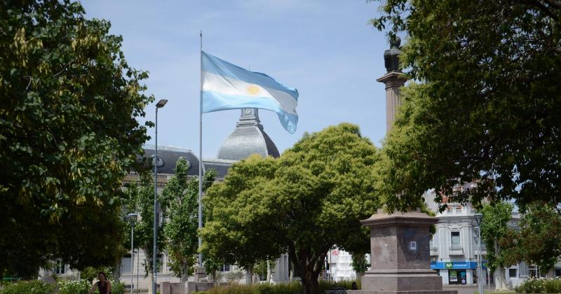 Alerta amarilla por vientos fuertes para la noche de este mieacutercoles