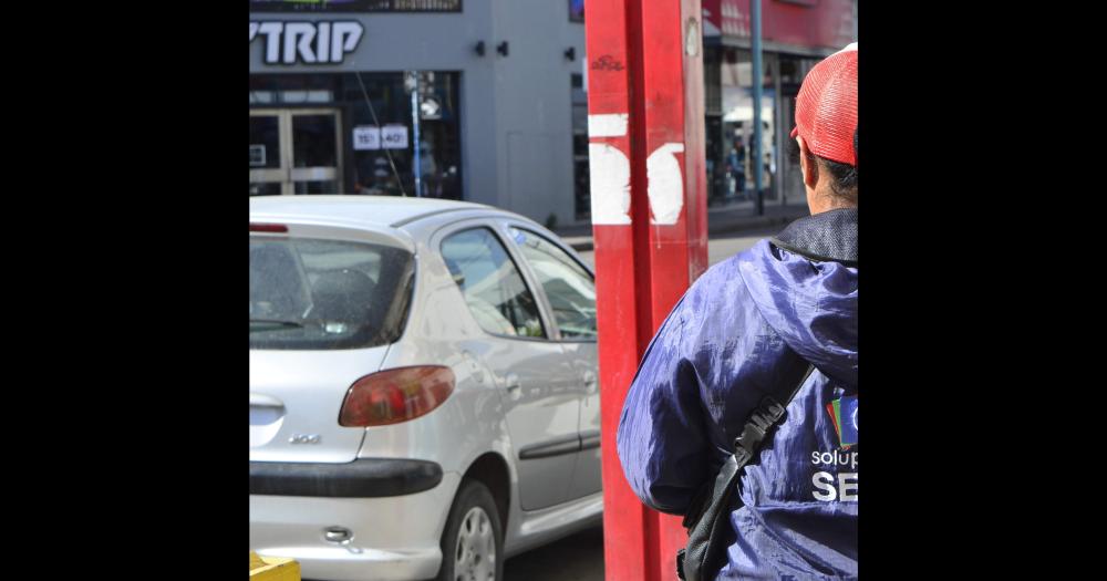 Reportan que el estacionamiento medido produce un sistema de multas permanentes