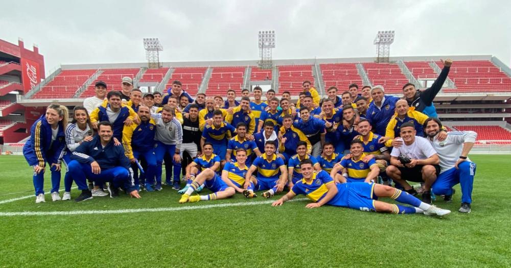 Mateo Mendiacutea campeoacuten con la reserva de Boca