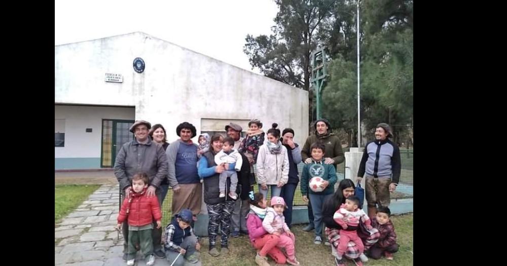 Algunas de las familias de la zona de San Quilcó