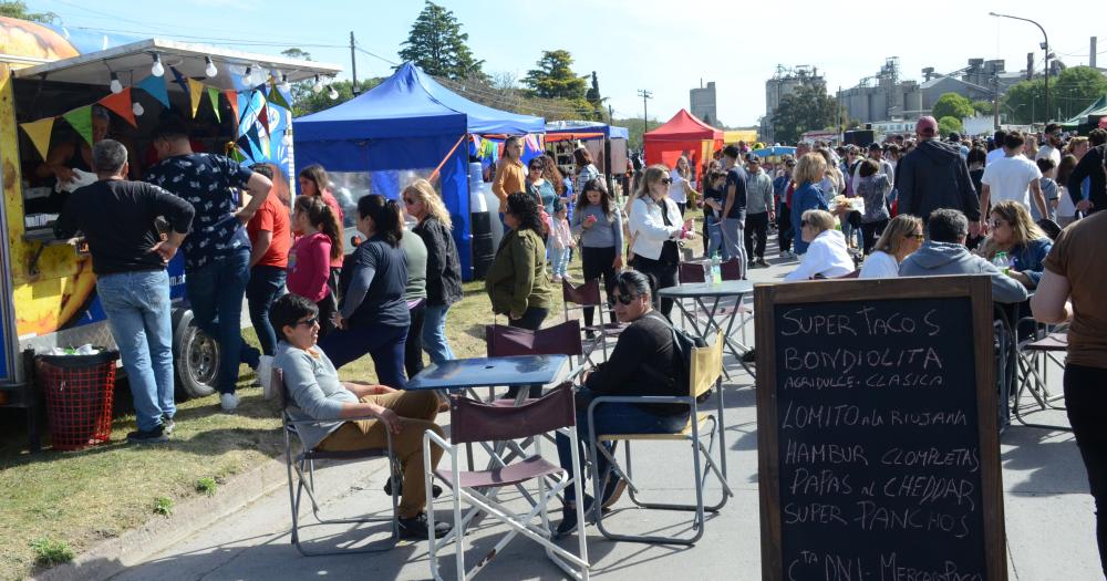 Una gran cantidad de vecinos participaron del festejo por el Aniversario de Sierras Bayas