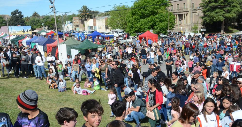 Una gran cantidad de vecinos participaron del festejo por el Aniversario de Sierras Bayas