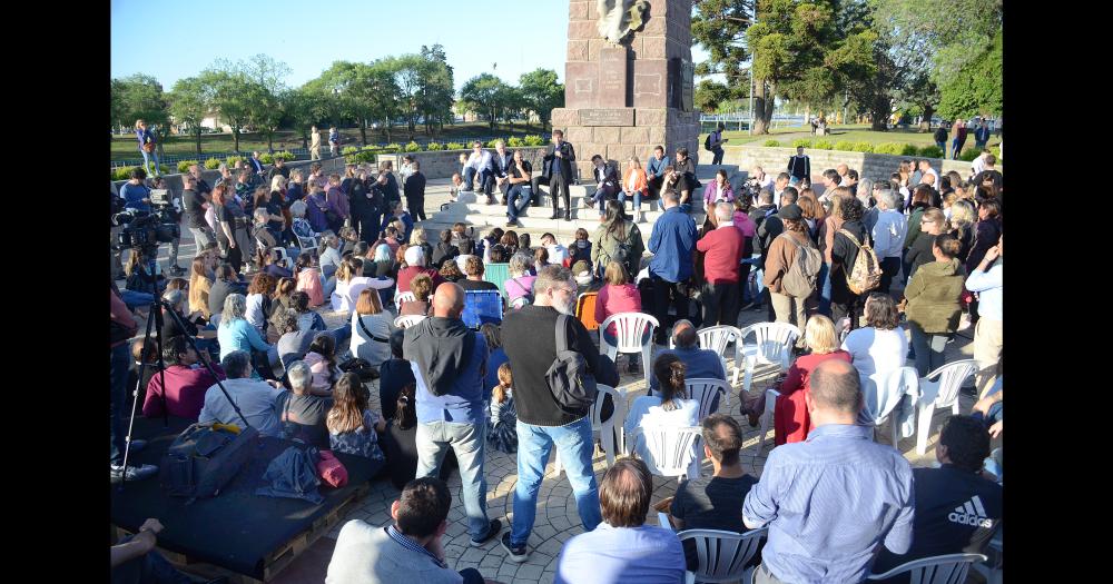 Mates con Kicillof en el Parque del Bicentenario