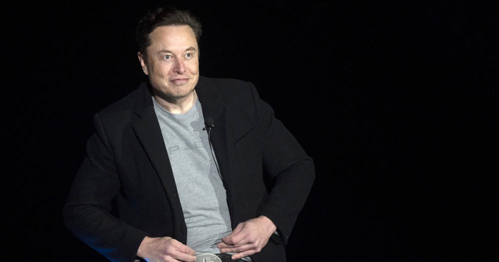 Elon Musk completoacute la compra de Twitter y despidioacute a los principales directivos