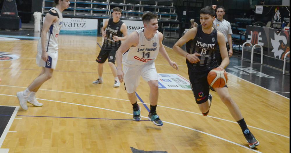 El Bataraz se impuso ante Los Andes en el Maxigimnasio por 97 a 59