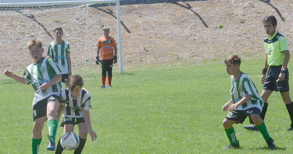 Estudiantes e Hinojo jugaron cuatro partidos en el Guerrero