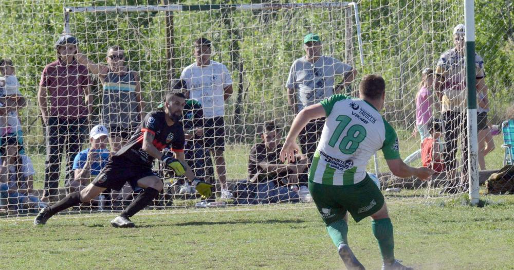 Viejo Atleacutetico el campeoacuten de CyC