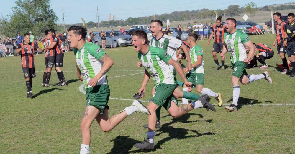 Viejo Atleacutetico el campeoacuten de CyC