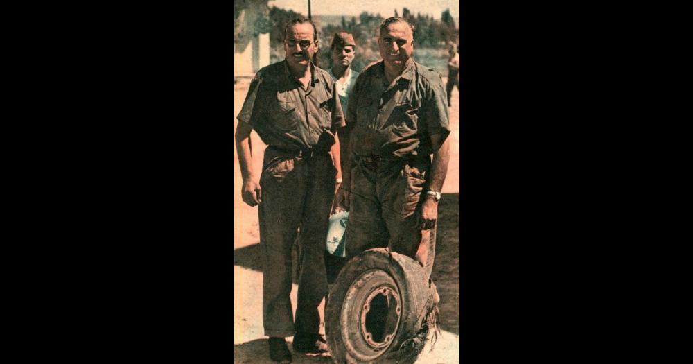 Dante y Torcuato Emiliozzi leyendas del deporte olavarriense En el Turismo de Carretera corrieron 183 carreras en 20 años lograron 43 triunfos y con la Galera fueron campeones cuatro temporadas consecutivas (1962 1963 1964 y 1965)