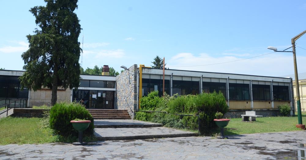 Terrenos linderos al colegio Industrial- la institucioacuten quiere tomar posicioacuten y convocoacute a una reunioacuten