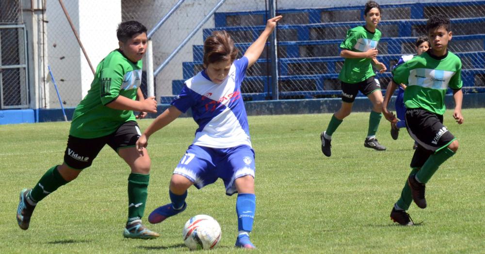 Hubo cl�sico del riel en el estadio Ricardo S�nchez