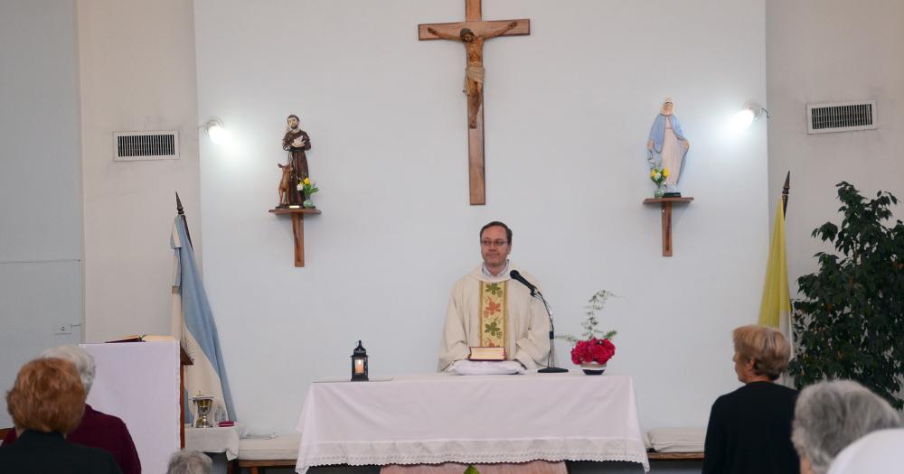 La capilla Nstra Sra de La Esperanza concluyoacute sus festividades patronales 