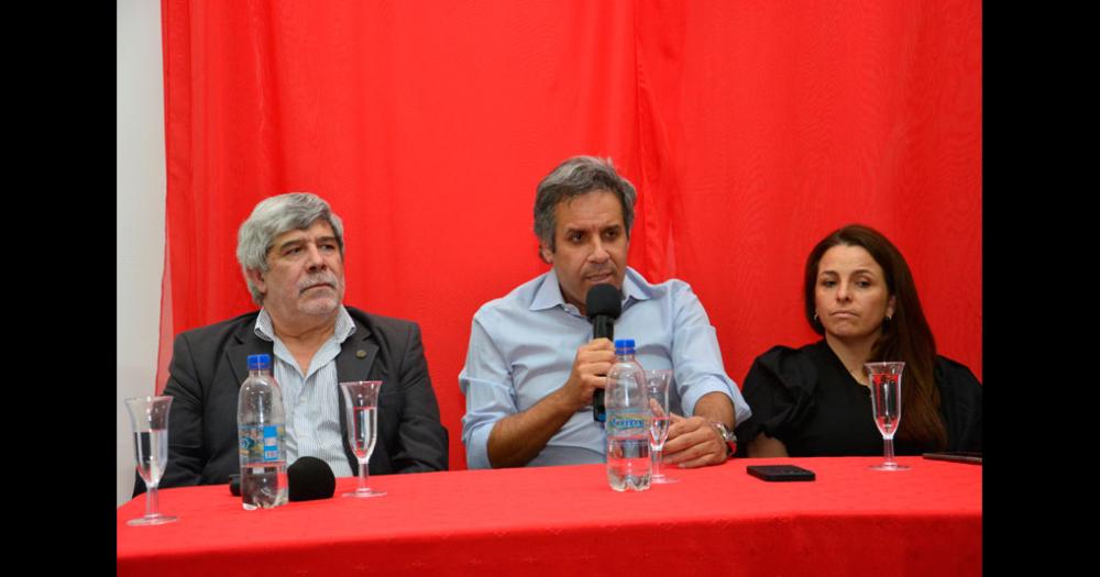 Visita- Gastoacuten Manes respaldoacute la Lista 123 de la UCR que encabeza Irassar