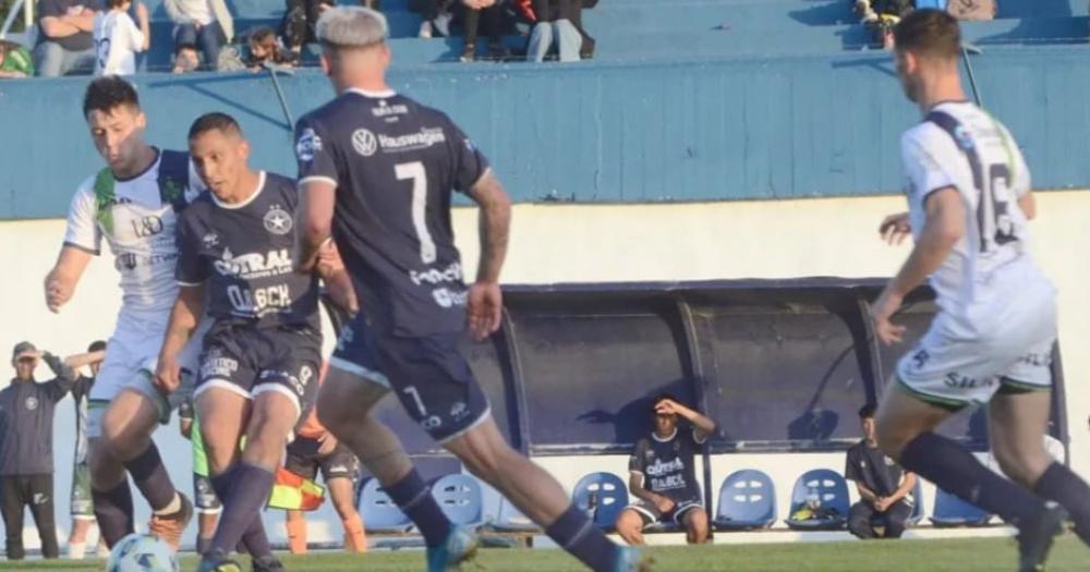 Sergio Valdez sufrioacute la rotura de ligamentos cruzados