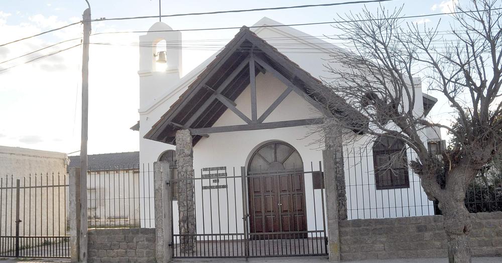 Misa de Comuniones en la capilla Lourdes